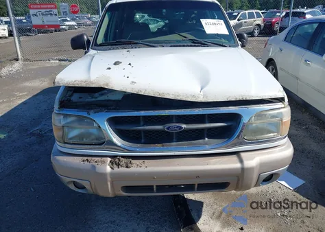 1999 Ford Explorer Eddie Bauer/Limited Edition/Xlt from USA, damaged, VIN 1FMZU32E7XZA61692